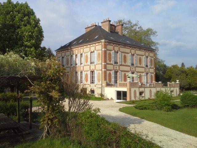 Chateau Des Bouffards Brinon-sur-Sauldre Exterior photo